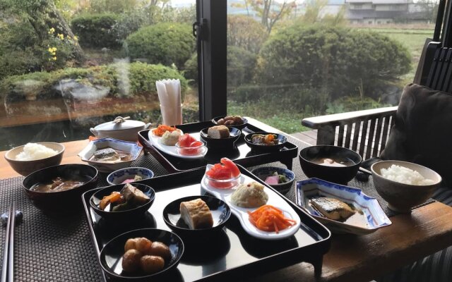 Guest house & Cafe SOY