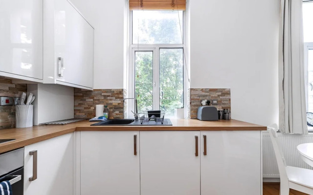 Period Flat in Islington With Modern Charm