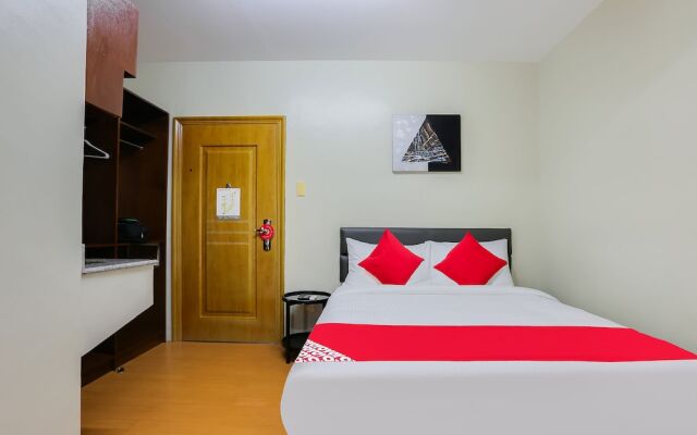 Anglo Residences by OYO Rooms