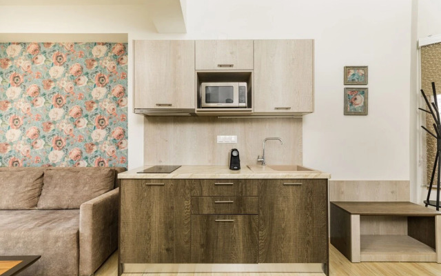 Aria Garden Suites