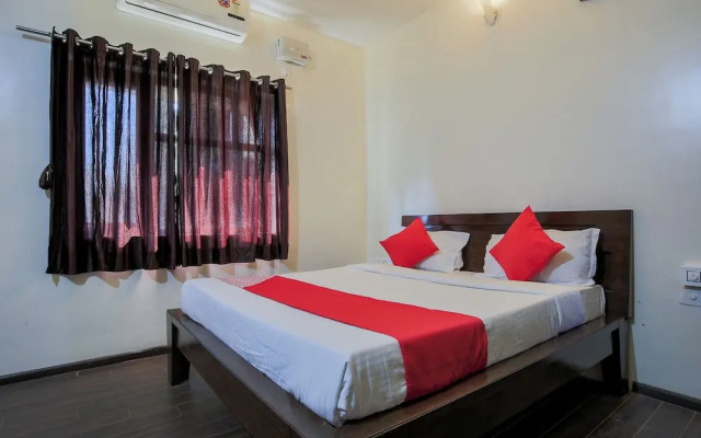 OYO 9518 Hotel Aqua Mira