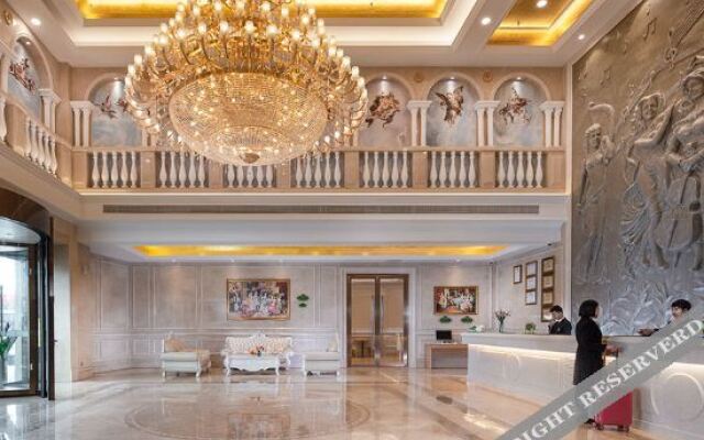 Vienna Hotel (Jiujiang Duchangxin Bus Station)