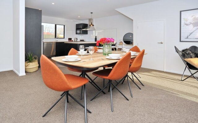 Parlane Apartments
