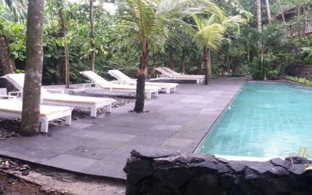 Omkara Mountain Retreat