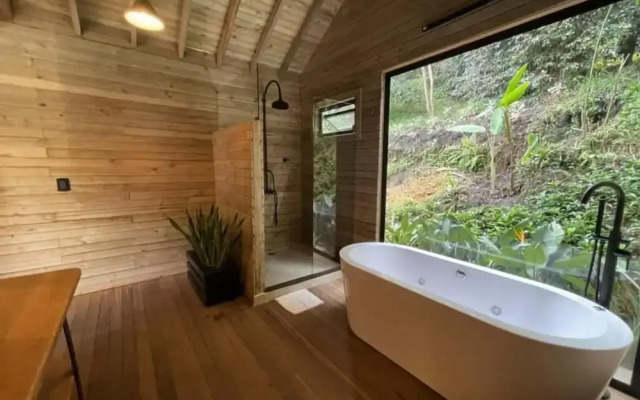TEVA Glamping & Retreat
