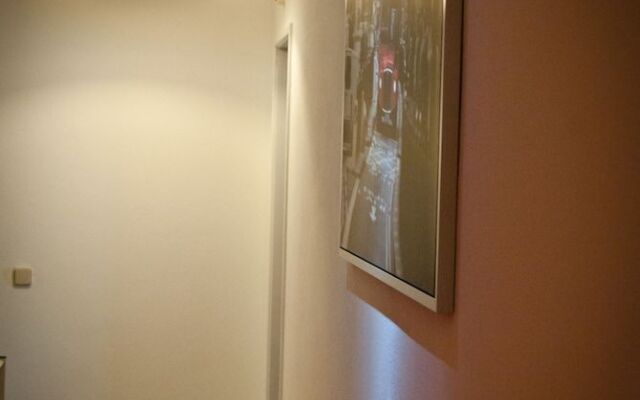 D.Dinis Low Cost Hostel