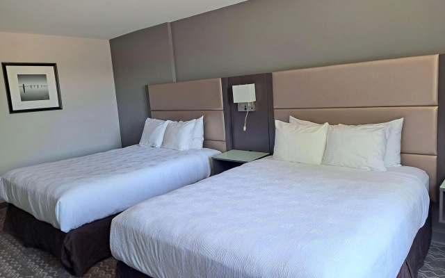 Best Western Plus Vancouver Airport Hotel - Image 4