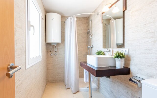 Modern Villa with Private Pool in Empuriabrava