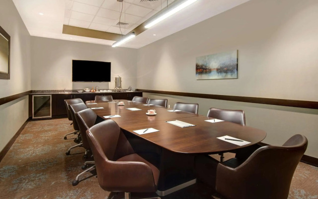 Embassy Suites by Hilton Jacksonville Baymeadows