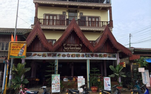 Sout Jai Guest House & Restaurant