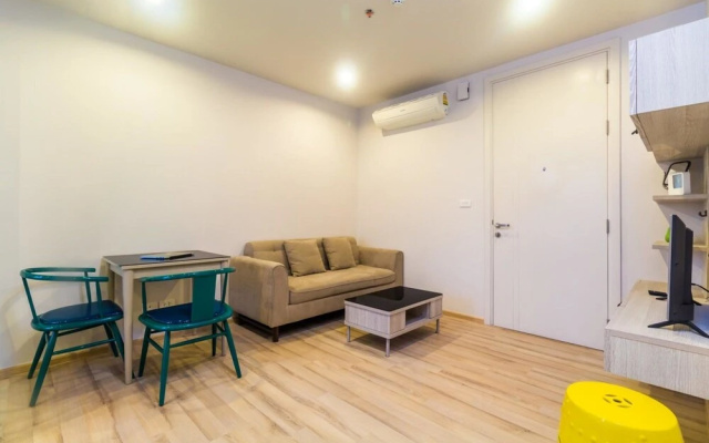 The Base Heights - Phuket Town Convenient Luxury one Bedroom Apartment Pool gym and Shopping