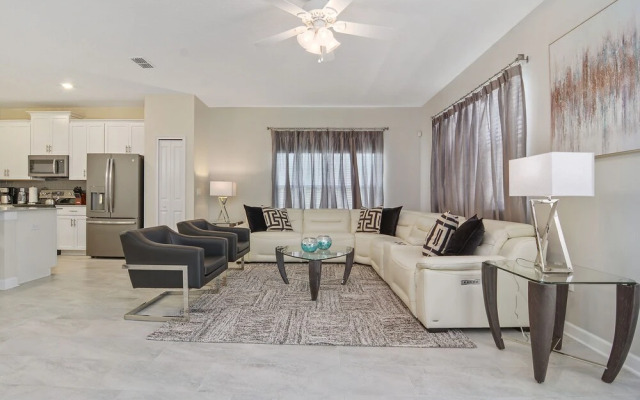 4894 Storey Lake 46000/46935