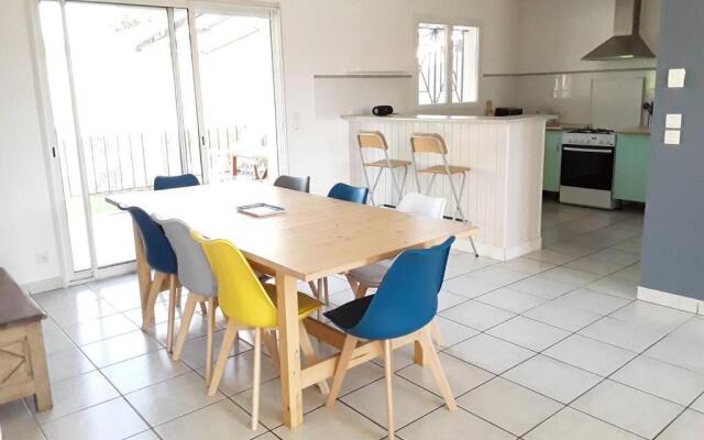 Paisible maison entre plages, lacs et bassin