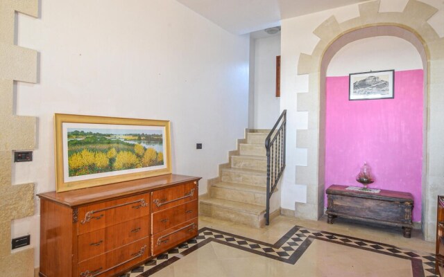 Beautiful Home in Scicli With 4 Bedrooms and Wifi