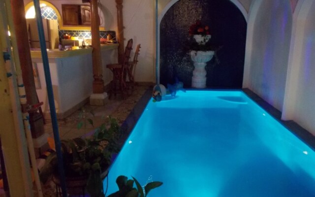 Casa De Arcos Guest House