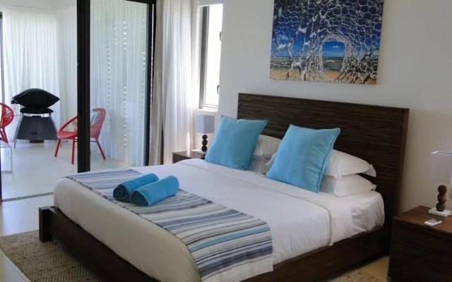 Cap Ouest Beach Apartments