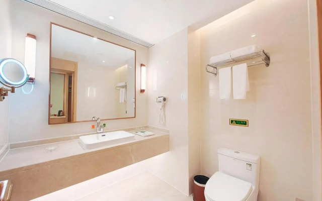 Yijia International Hotel