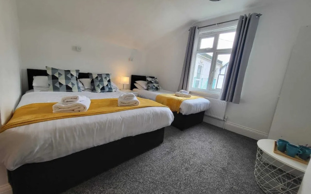 Beach Hotel Torbay