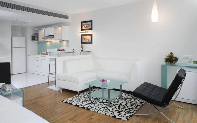 St Laurn Suites