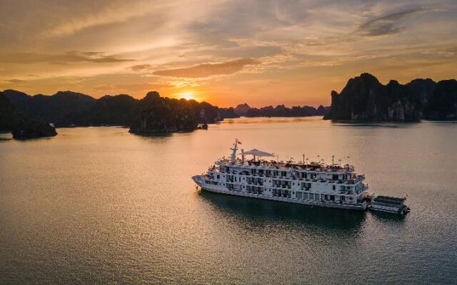 Paradise Elegance Cruise Halong