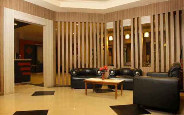 Grand Duta Hotel