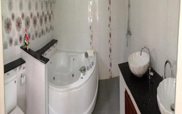 Private Pool Villa At Thalang