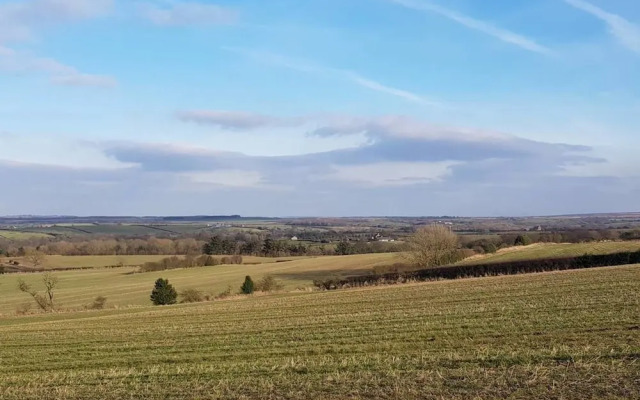 Lingdale 4 Bedroom House & Trundlebed Option