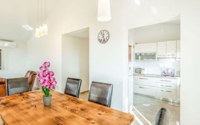 Apartment Ulika Poreč/Tar 41213