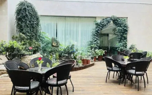 Jixi International Hotel