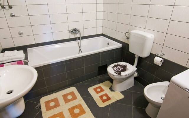 Upscale Apartment in Dalmatia With Terrace