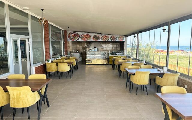 1071 Otel & Restaurant