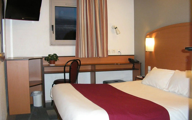 initial by balladins Orleans / Saran