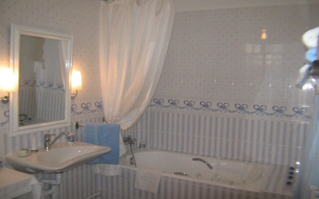 Maison dhôtes Domaine de lArnaudière