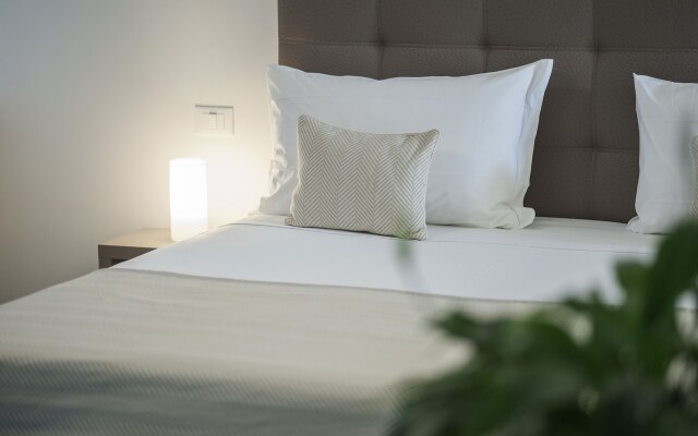 Отель Studio Inn Centrale & Milano Urban Padel