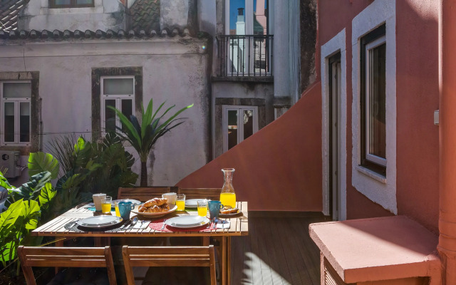 Rent4Days Bairro Alto Apartments