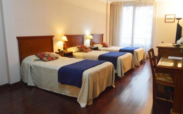 Gardi Hotel & Suites