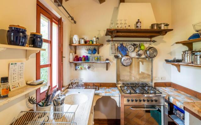 Amazing villa in Osimo with private garden