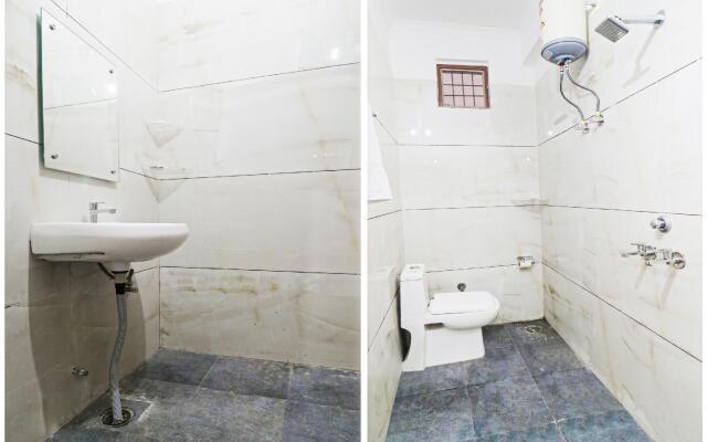 OYO 82032 Hotel Coli Spaces Studio