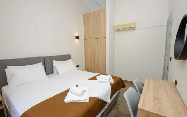Saint Spiridon Hotel