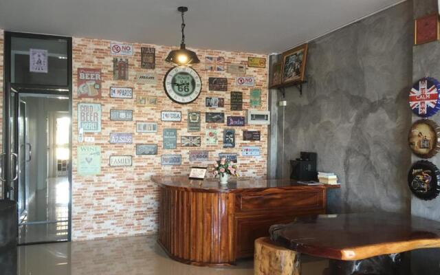 You In House URT Surathani Airport