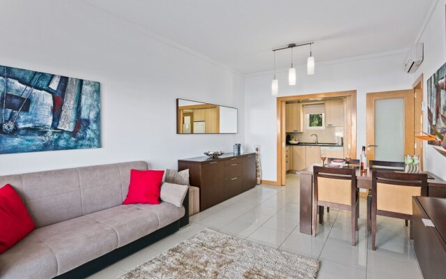 Remarkable 1-bed Beach Apartment in Albufeira