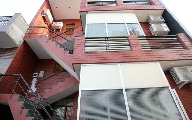OYO 12745 Hotel Red House