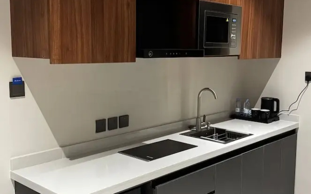 Royal Edition Hotel Apartments