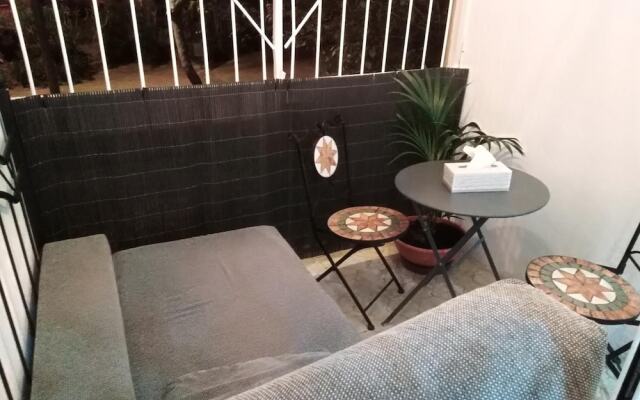 Private Rooms - Fira 2