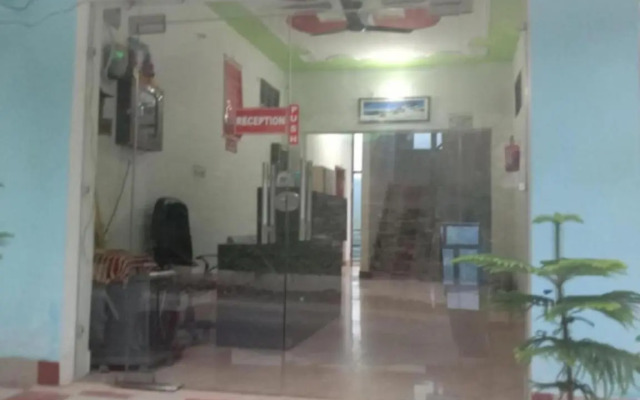 HOTEL PUSPWAN AND RESTAURANT by StayApart