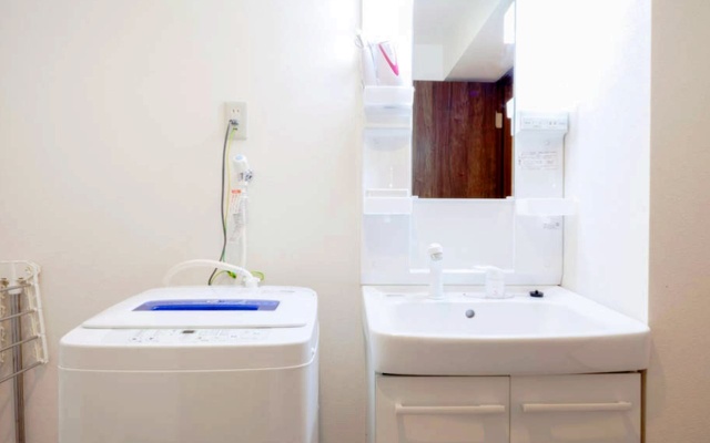 Sakuragawa Guest House – Bathroom – Osaka