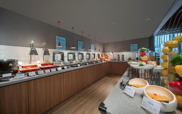 Holiday Inn Express Zhuhai Gongbei by IHG