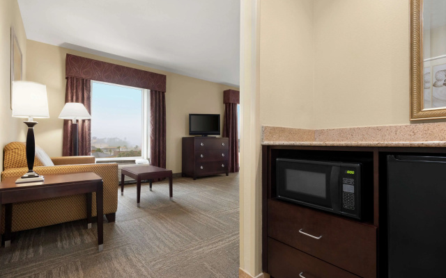 Hampton Inn & Suites Brunswick