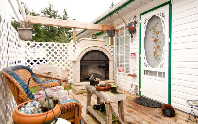 A Guesthouse on Bayview