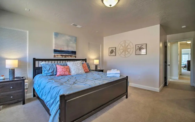 Modern Washington Home - Pool & Trail Access!